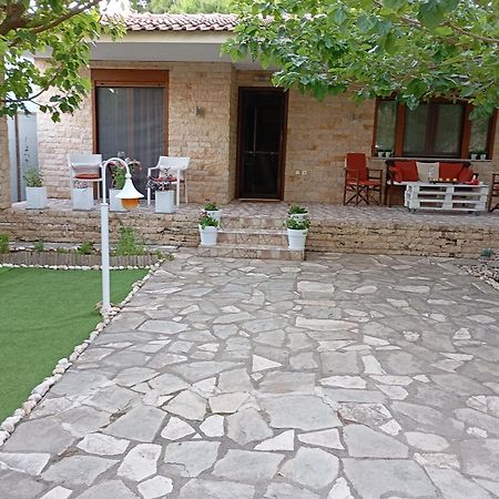 Athina'S House Guest House Nea Poteidaia Exterior foto